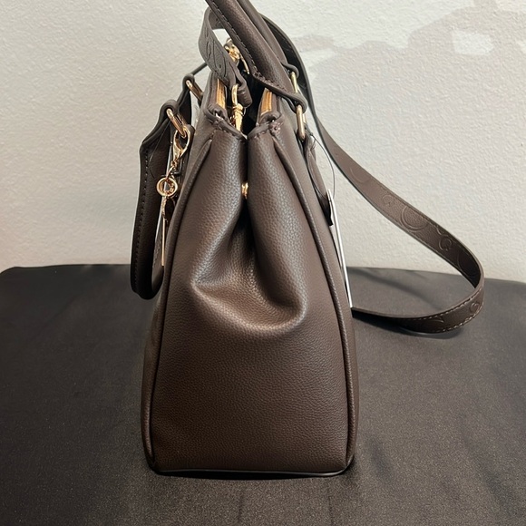 Guess | Chocolate Brown Faux Pebble Leather Satchel w/Iconic Logo Bag Charm - Picture 7 of 17